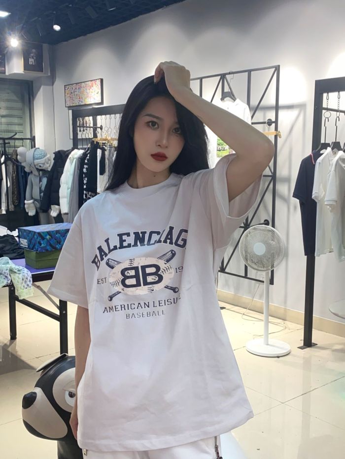 Clothes Balenciaga 26