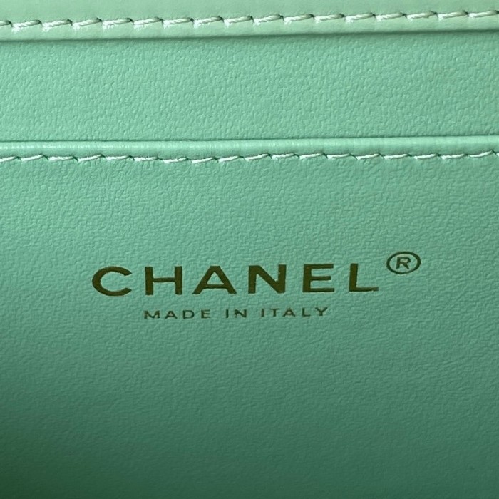 Handbag Chanel AS3908 size 22X16X9 cm