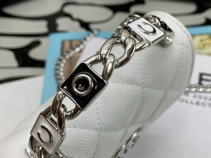 Handbag Chanel size 13*9.5*6* cm