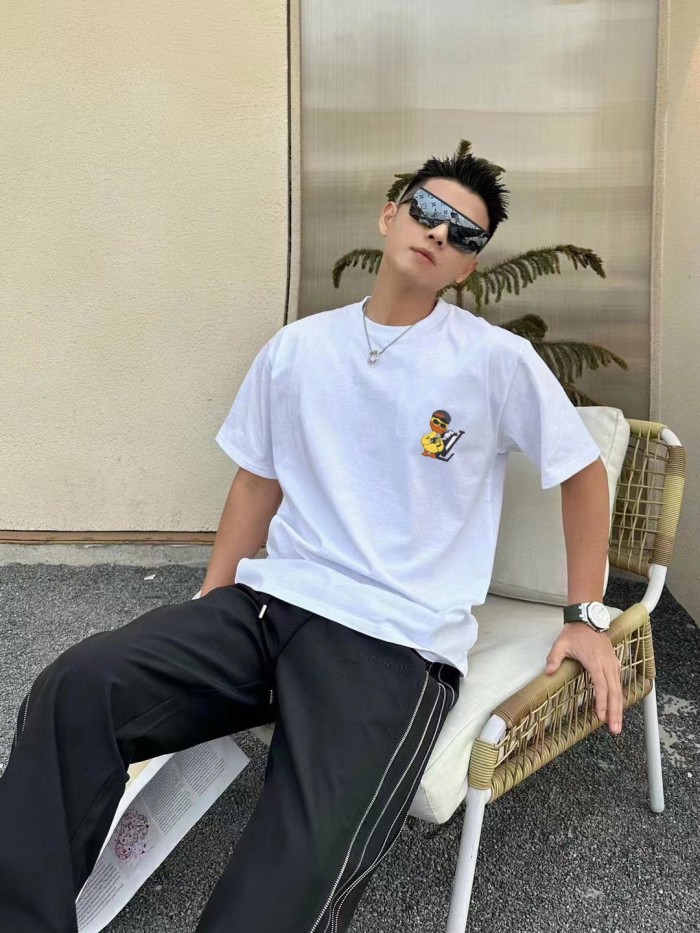 Clothes Louis Vuitton 34