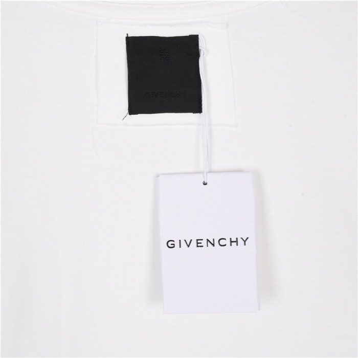 Clothes Givenchy 104