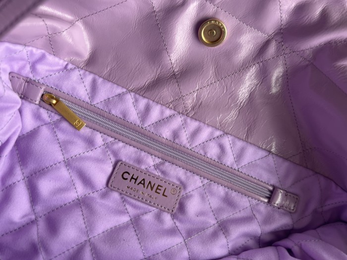 Handbag Chanel size 39cmx42cmx8 cm