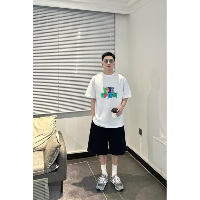 Clothes Louis Vuitton 153