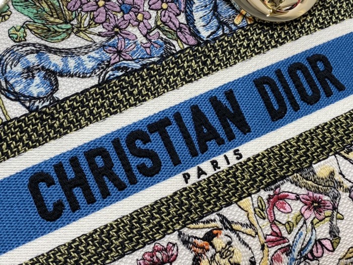 Handbag Dior size 24 cm