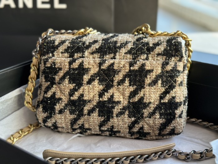Handbag Chanel AS1161 size 30 CM