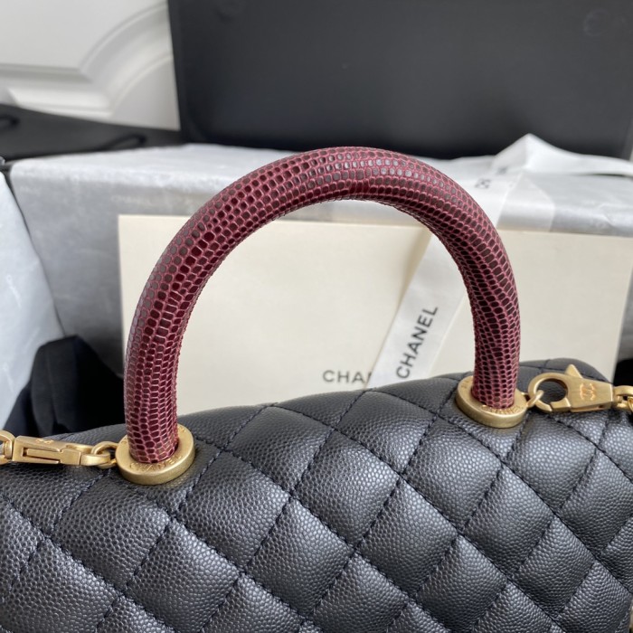 Handbag Chanel size 23 cm