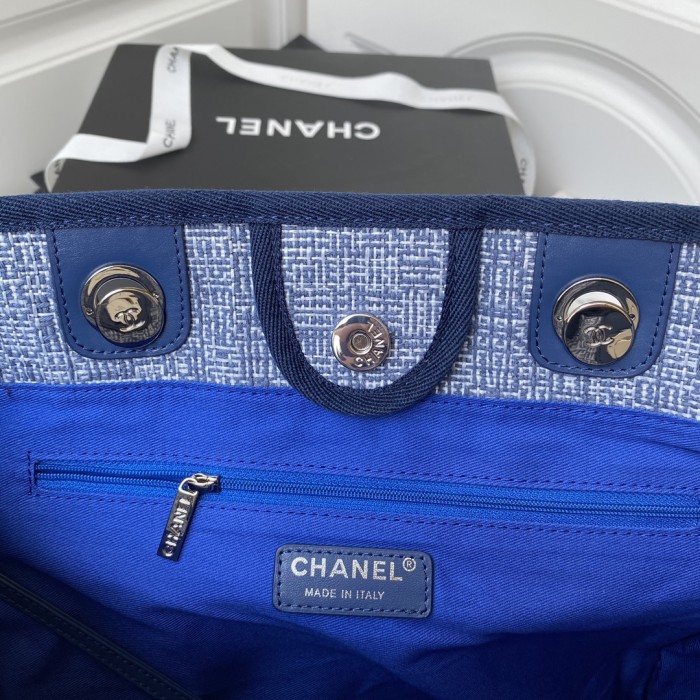 Handbag Chanel size 38*30*21 cm