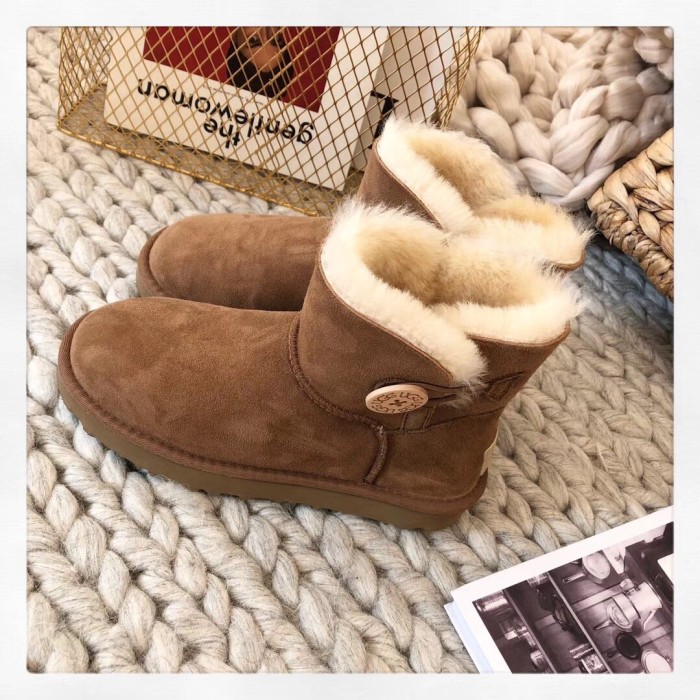 UGG Sneaker 19