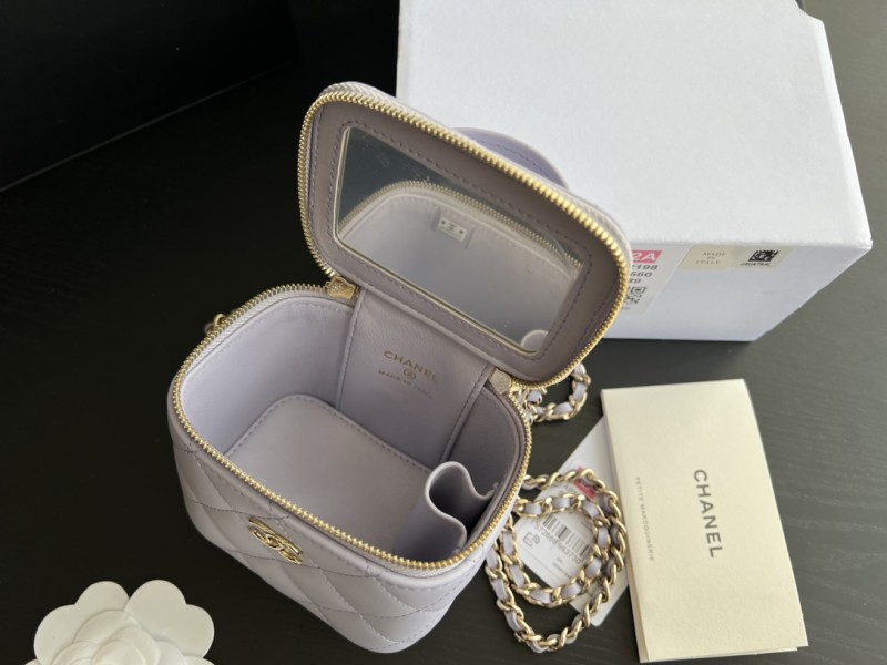 Handbag Chanel AP2198 size 11cmx8.5cmx7 cm