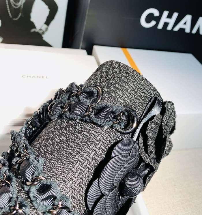 Handbag Chanel size 25*7*16 cm
