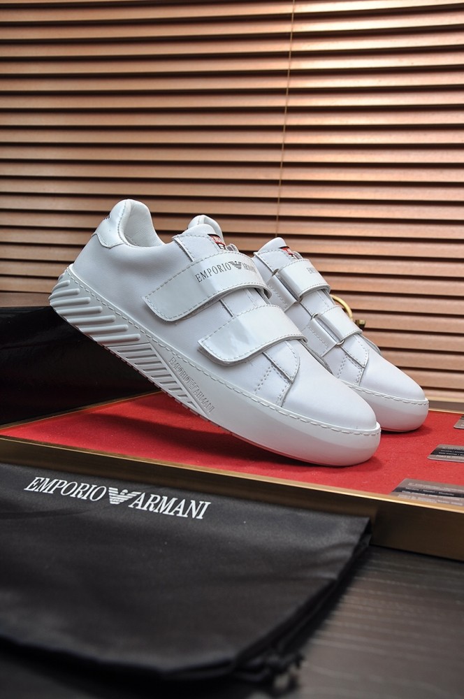 Armani Low Top Sneaker 33