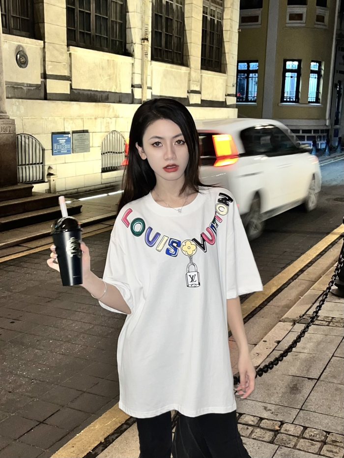 Clothes Louis Vuitton 284