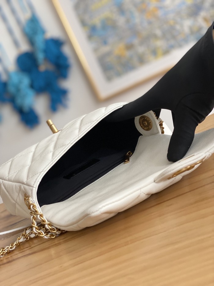 Handbag Chanel 3369 size 21X14.5X6 cm