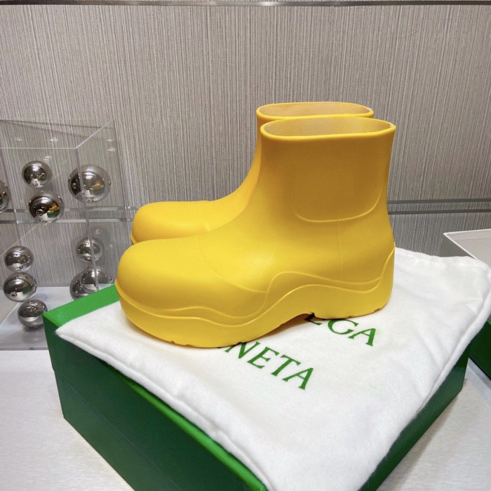 Bottega Veneta Boots 20