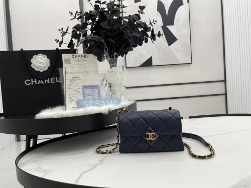 Handbag Chanel AS2633 size 18*7*12 cm