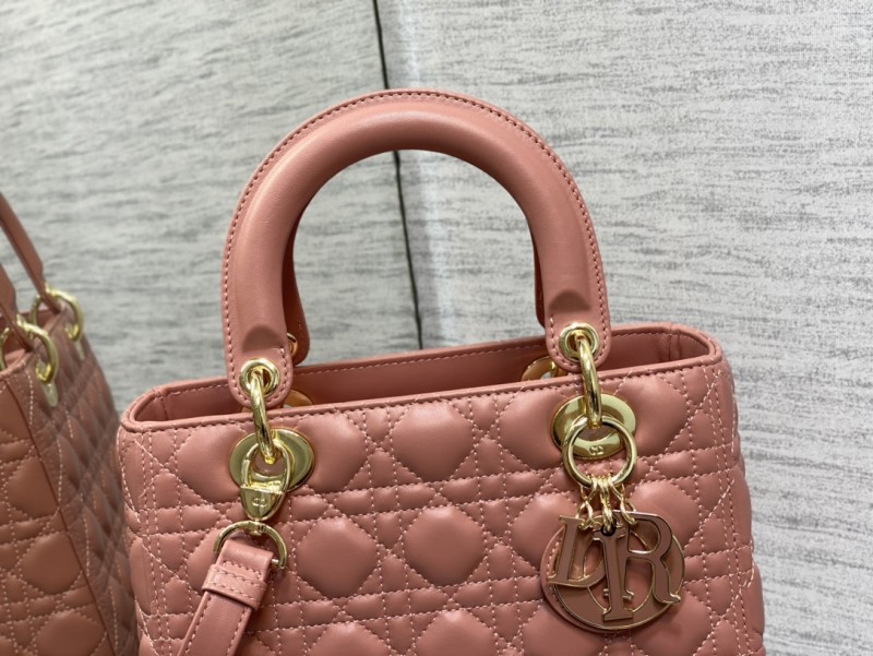 Handbag Dior size 24 cm