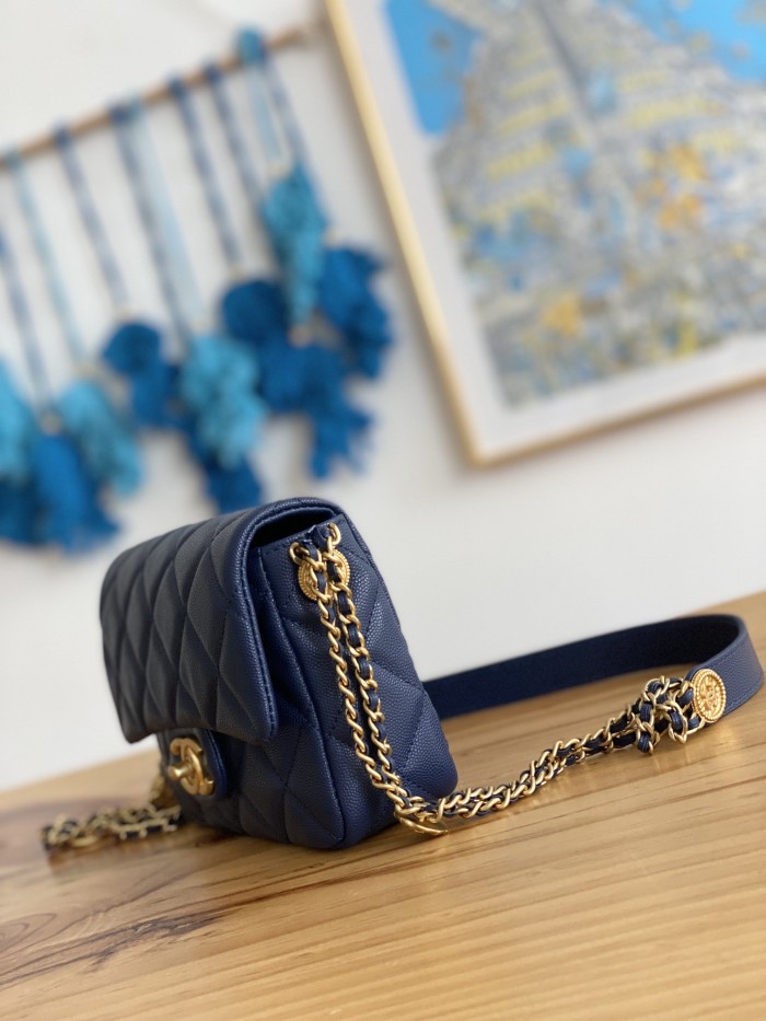 Handbag Chanel 3369 size 21X14.5X6 cm