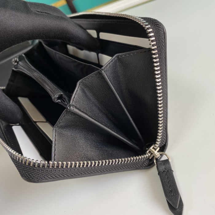 Handbag Gucci 451273 size 19*10.5*2.5 cm