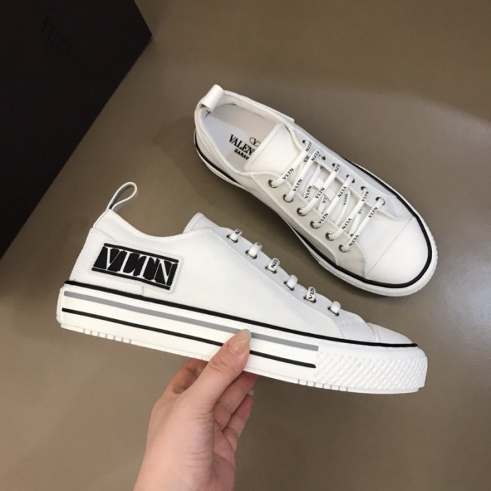 Valentino Garavani Giggies VLTN TIMES low-top sneakers 13