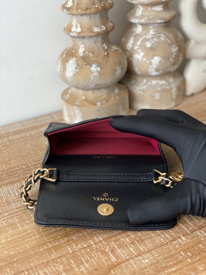 Handbag Chanel AP81205 size 9*12.3*3.2 cm