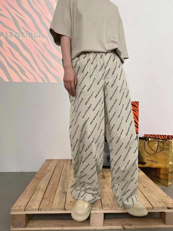 Clothes Balenciaga 180