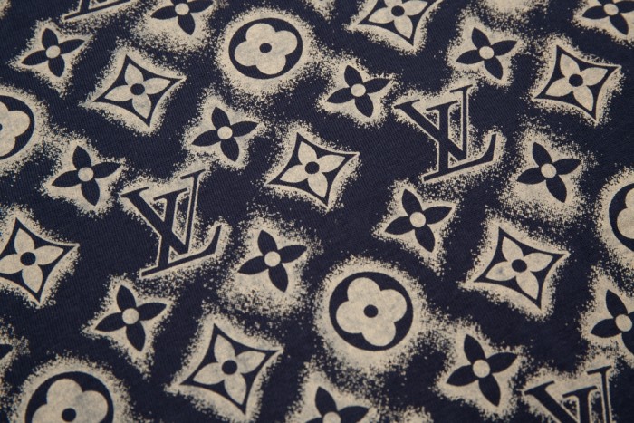 Clothes Louis Vuitton 226