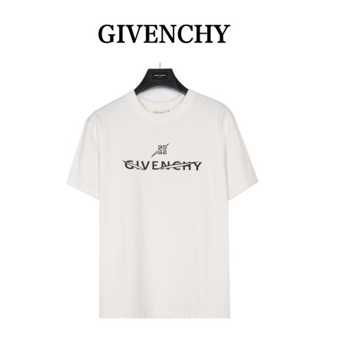 Clothes Givenchy 64