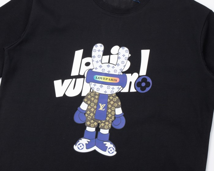 Clothes Louis Vuitton 23