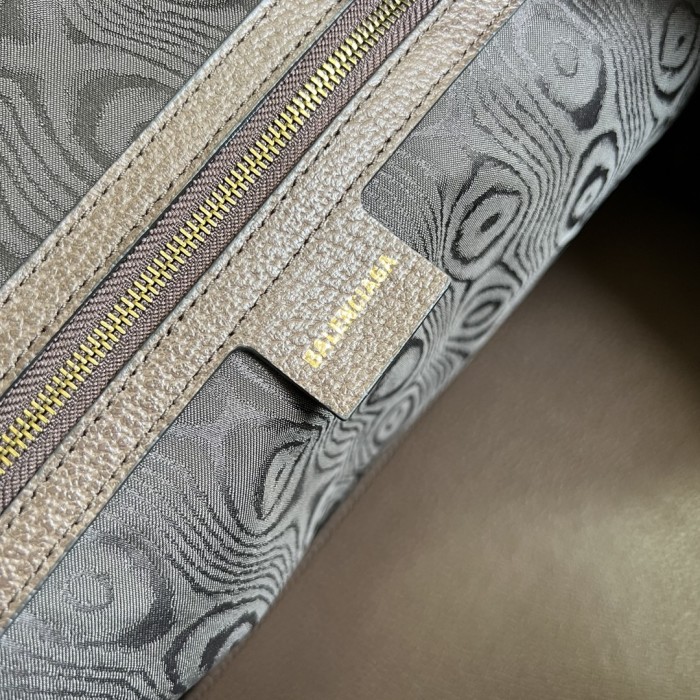 Handbag Gucci 680124 size 44*27*24 cm