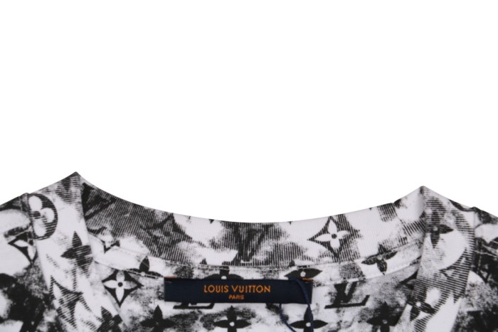 Clothes Louis Vuitton 256