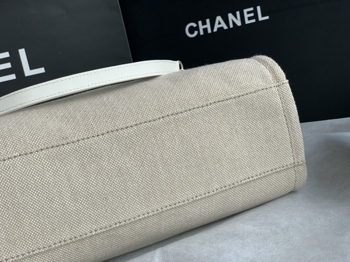 Handbag Chanel 66941 size 38X32X18 CM