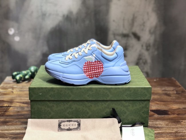 Gucci Rhyton sneaker 2