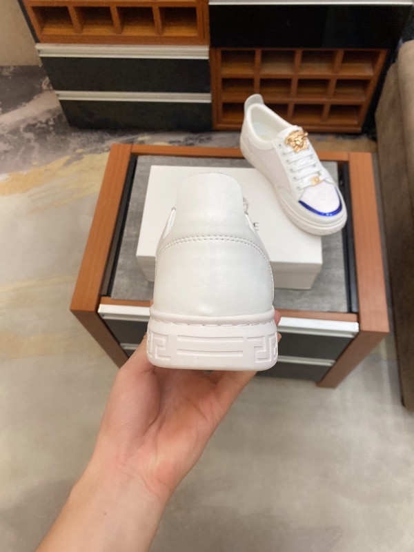 Versace Greca Sneaker 12