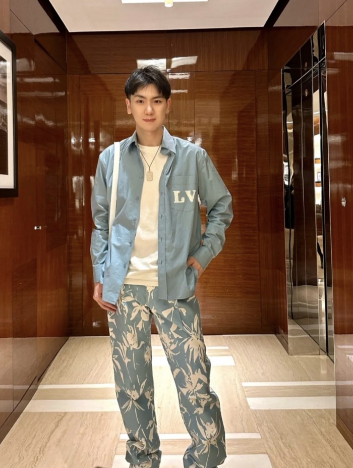 Clothes Louis Vuitton 206