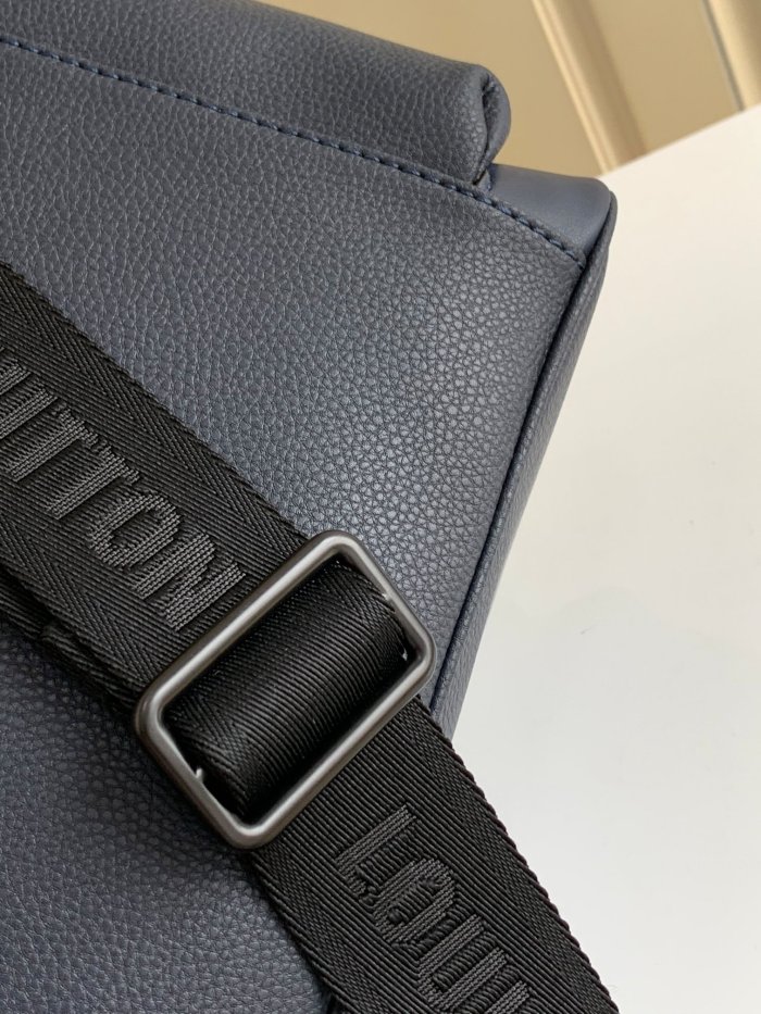 Handbag Louis Vuitton M58476 size 25 x 29 x 9 cm