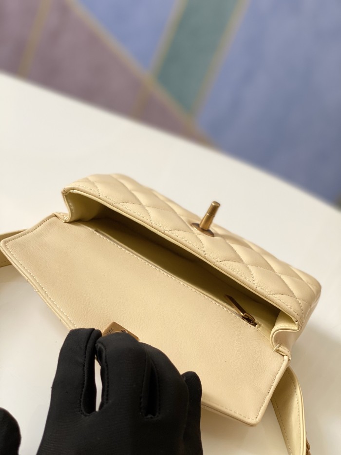 Handbag Chanel 99009 size 18*3.5*12 cm