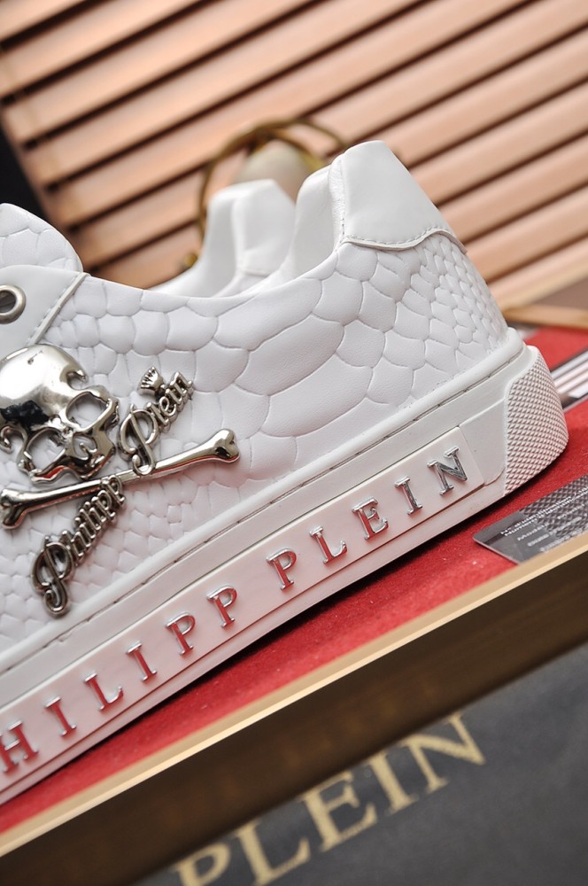 Philipp Plein Low Top Sneakers 19
