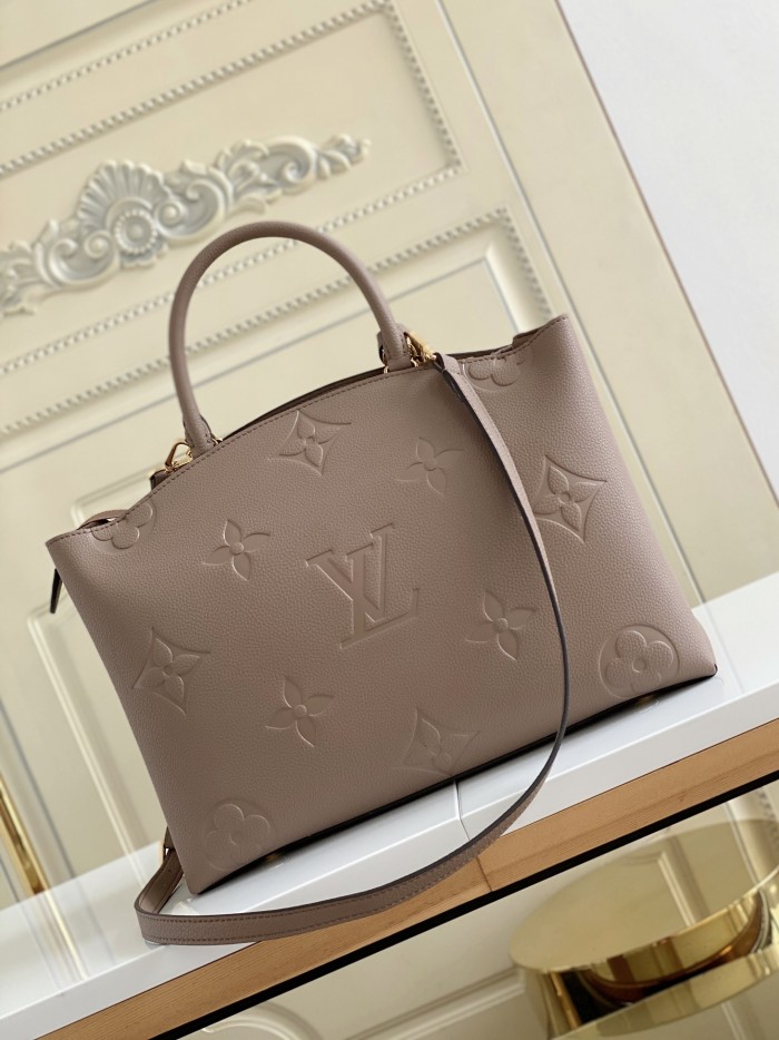 Handbag Louis Vuitton M45833 size 34 x 24 x 15 cm