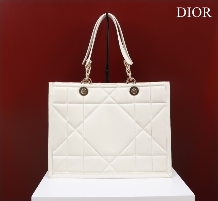 Handbag Dior size 36.5×28×17.5 cm