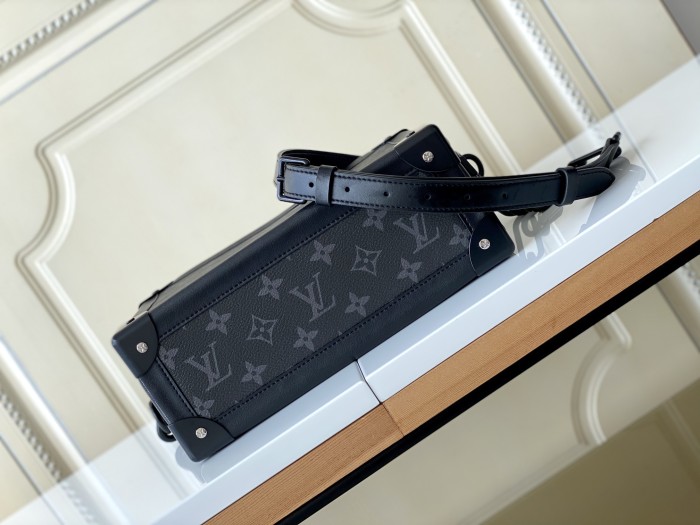 Handbag Louis Vuitton M44730 size 25×18×10 cm