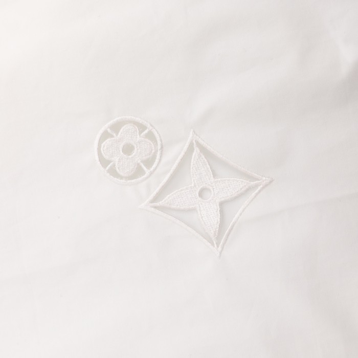 Clothes Louis Vuitton 350