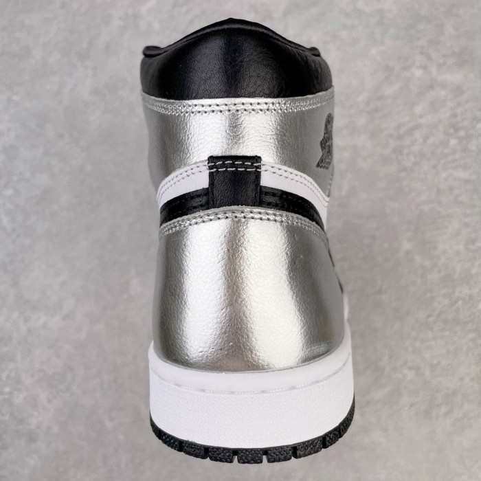 Jordan 1 Retro High Silver Toe (W)