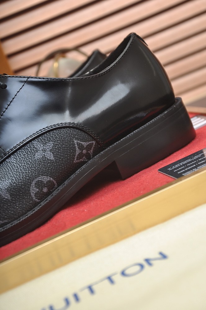 Louis Vuitton Leather Boots 47