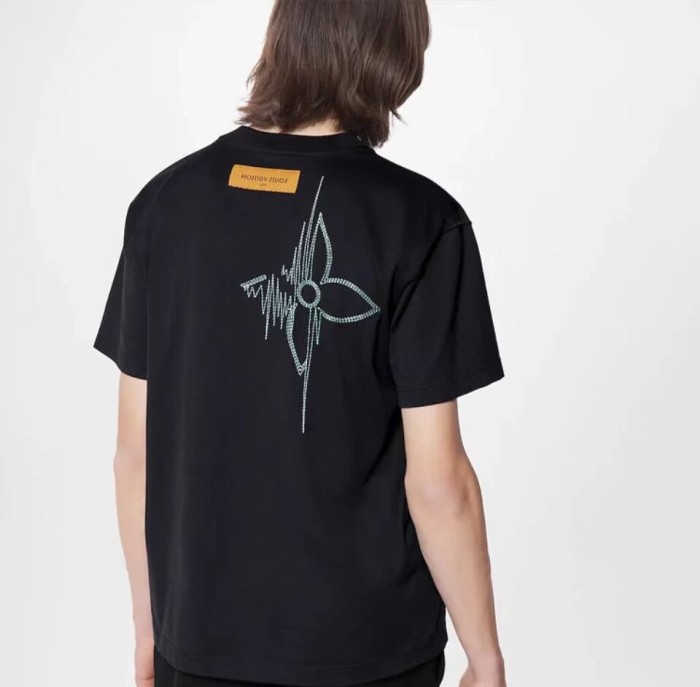 Clothes Louis Vuitton 180