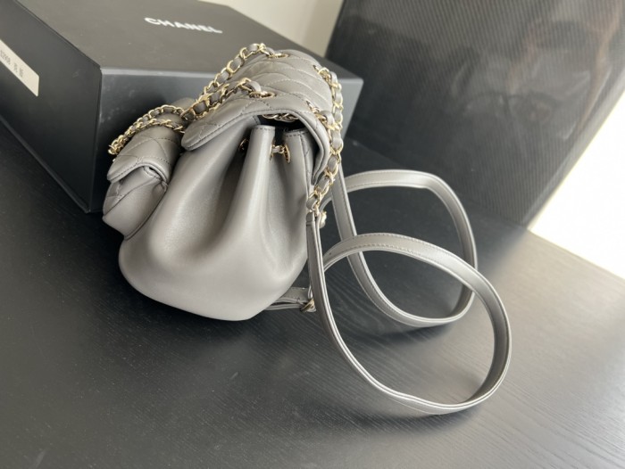 Handbag Chanel 2908 size 18cmx18cmx12 cm