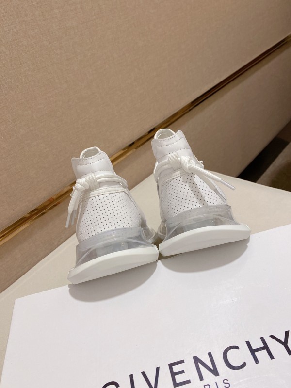 Givenchy Spectre Zip Sneakers 2