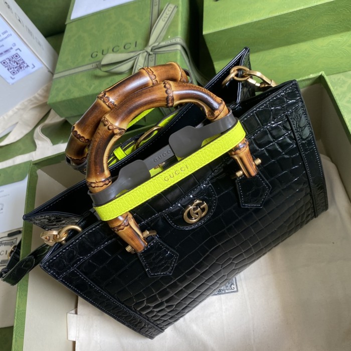 Handbag Gucci 660195 size 27*24*11 cm