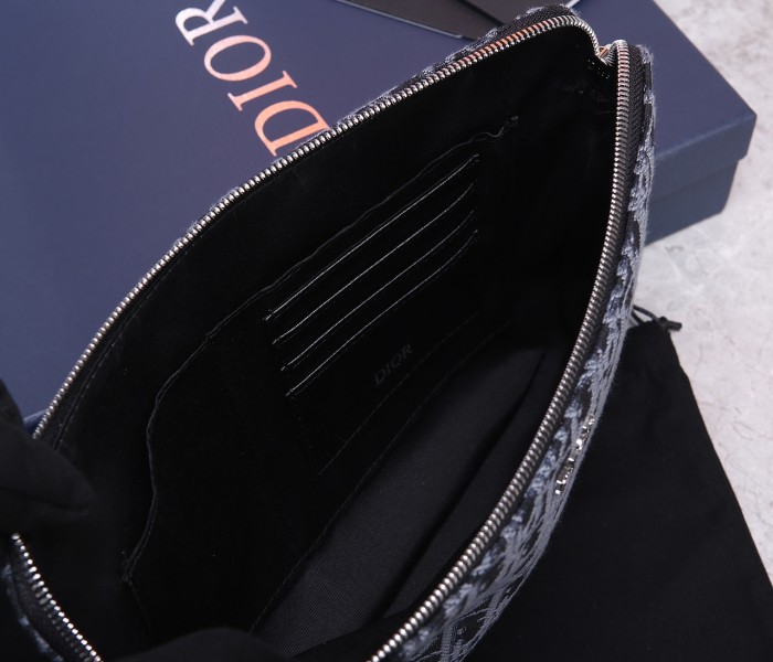 Handbag Dior 2OBCA2510 size 30*20*2.5 cm