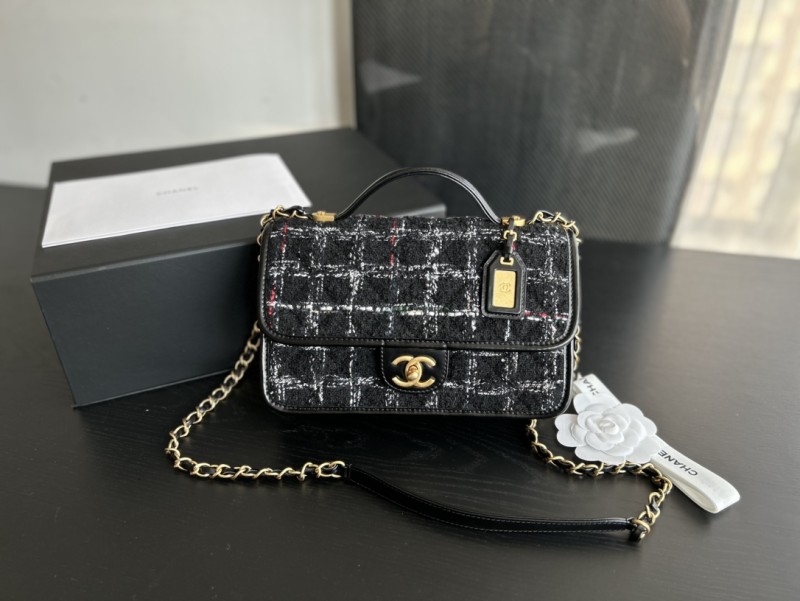 Handbag Chanel AS3653 size 25cmx21.5cmx7 cm