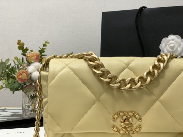 Handbag Chanel size 30 cm
